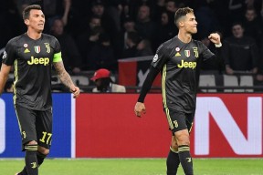 英雄-莎拉波娃意外战胜尤文图斯，锐不可当引爆全场！比赛高潮迭起